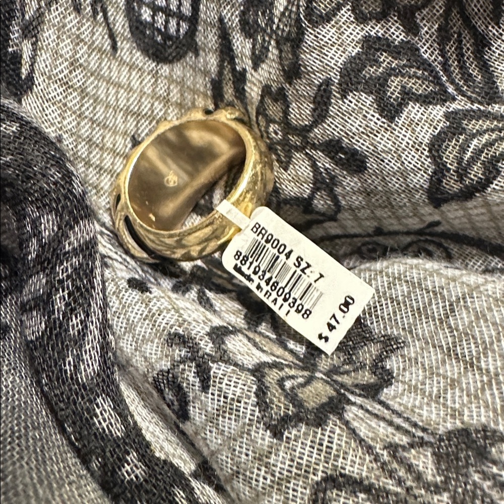 Brighton Ring - Picture 2 of 4